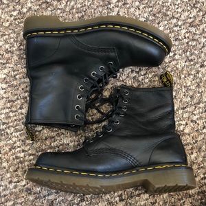 Dr. Martens 1460 Pascal Size 7